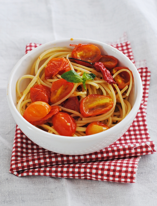spaghetti pomodorini pic